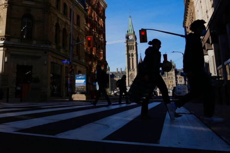 more-than-27,000-public-servants-were-paid-$150,000-or-more-last-year