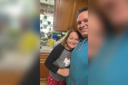 ‘directly-above-her’:-saskatchewan-man-recalls-fight-with-moose-to-save-mother