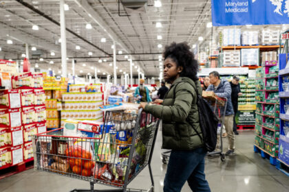 us-consumer-mood-brightens-heading-into-holiday-season:-university-of-michigan