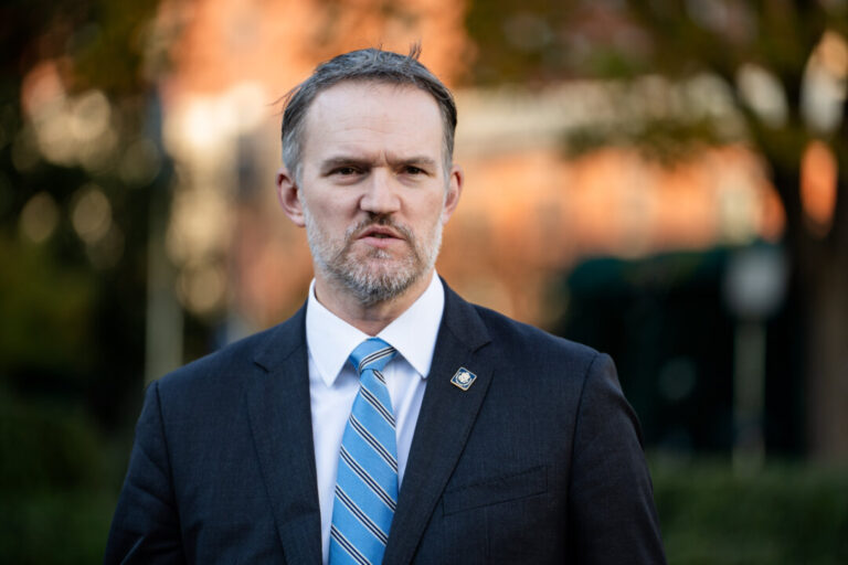 trump-officials-signal-tariffs-here-to-stay-regardless-of-supreme-court-ruling