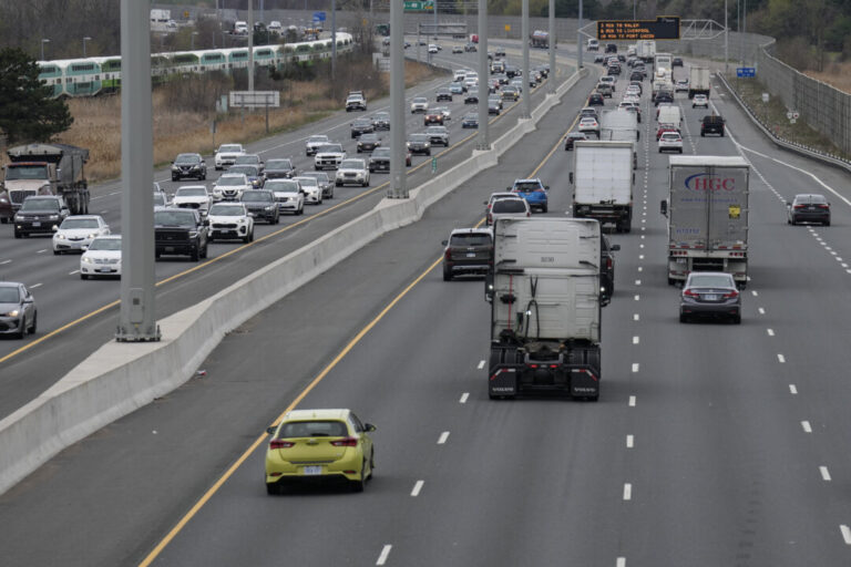 ottawa-toughens-tax-penalties-for-misclassified-truck-drivers-to-boost-industry-safety