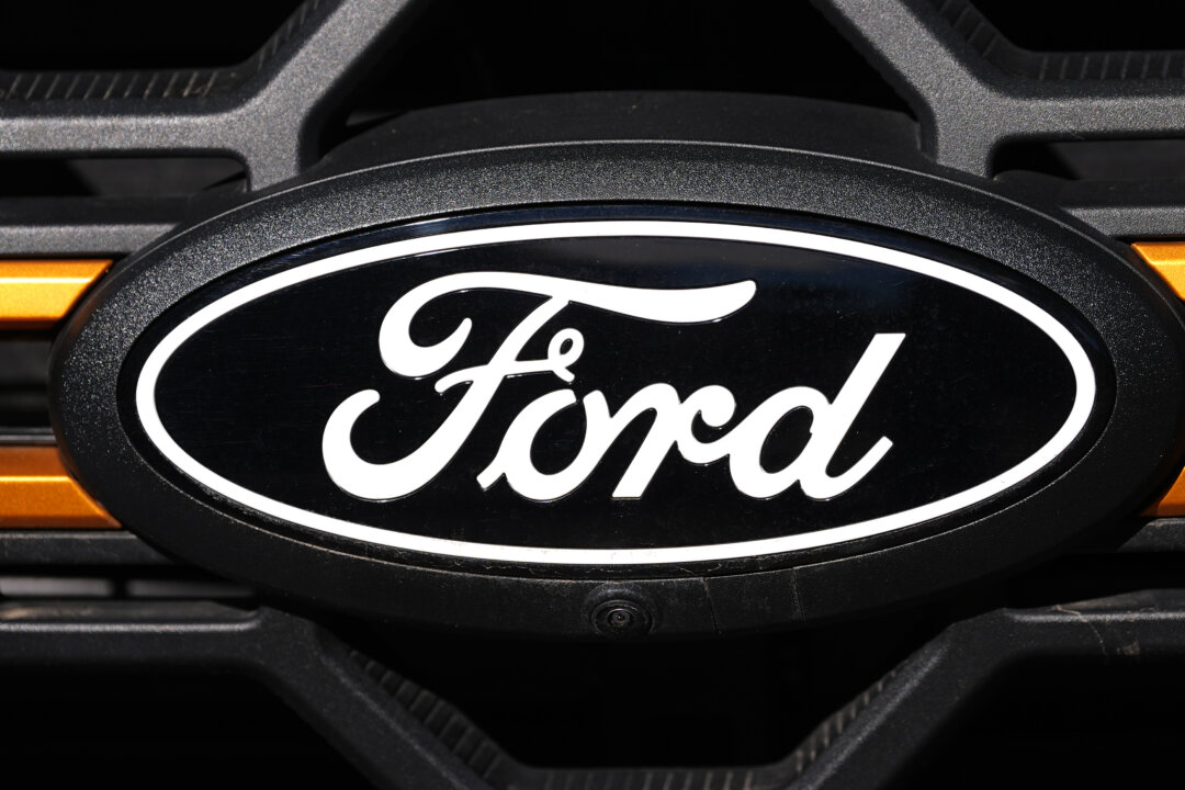 ford-recalls-108,000-escapes-due-to-faulty-liftgate-hinge-covers