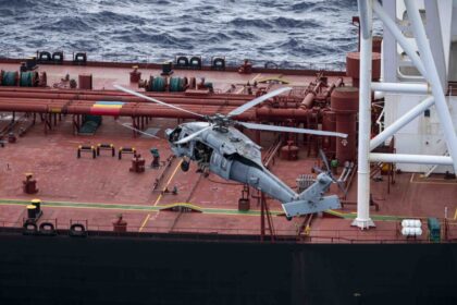 us-forces-board-sanctioned-oil-tanker-in-indo-pacific