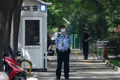 china-to-allow-canadians-to-visit-visa-free-as-ottawa-and-beijing-seek-closer-ties