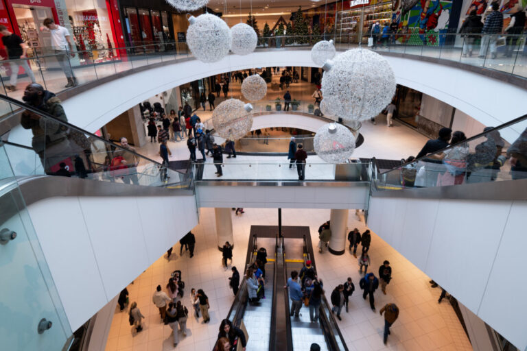 police-lay-first-degree-murder-charge-in-downtown-ottawa-stabbing