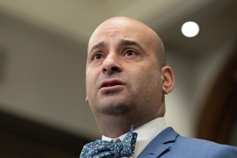 tory-mp-vows-daily-reminders-on-confidential-police-deal-with-china-until-ottawa-discloses-details