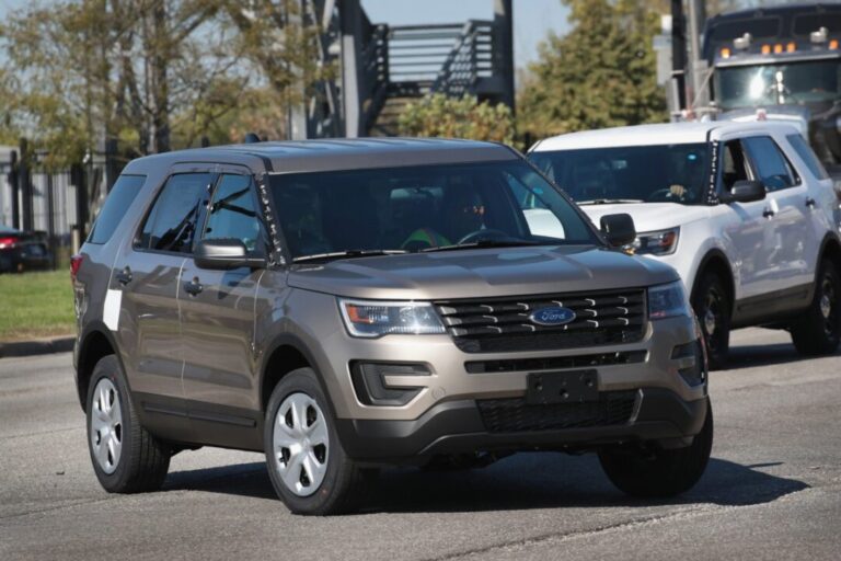 ford-recalls-more-than-400,000-explorer-vehicles-for-rear-suspension-toe-link-fracture