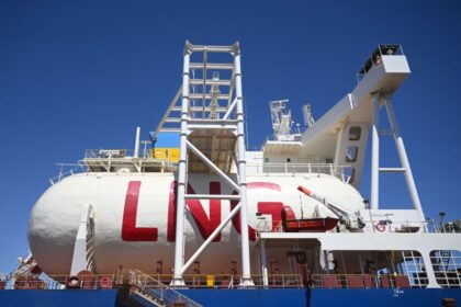 australia-is-shipping-lng-to-canada’s-east-coast-via-25,000-km-journey:-report