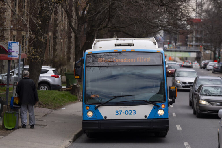 ‘go-habs-go!’-to-return-to-montreal-buses-after-language-controversy