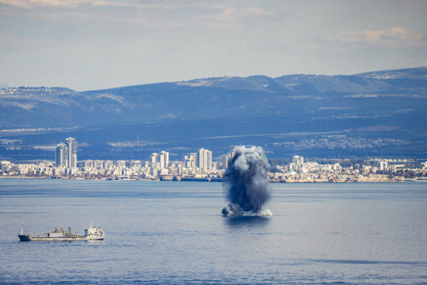 in-photos:-us-and-israel-attack-iran