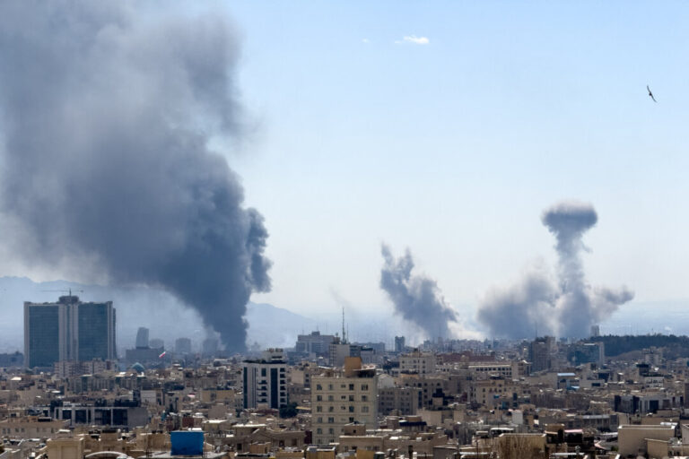 us-strikes-more-than-1,000-targets-in-iran-on-first-day-of-operation