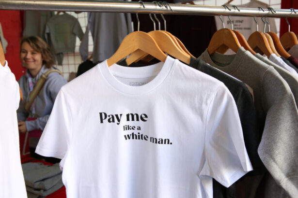 gender-pay-gap-figures-suggest-women-earn-about-89-cents-to-every-dollar-a-man-does