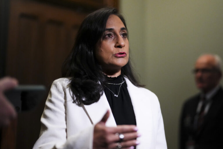 canada-doesn’t-anticipate-playing-a-military-role-in-middle-east-conflict:-minister-anand