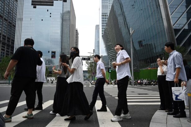 economic-slowdown-clouds-‘beijing-dream’-for-china’s-young-workers