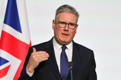 trump-discusses-middle-east-conflict-with-uk-prime-minister