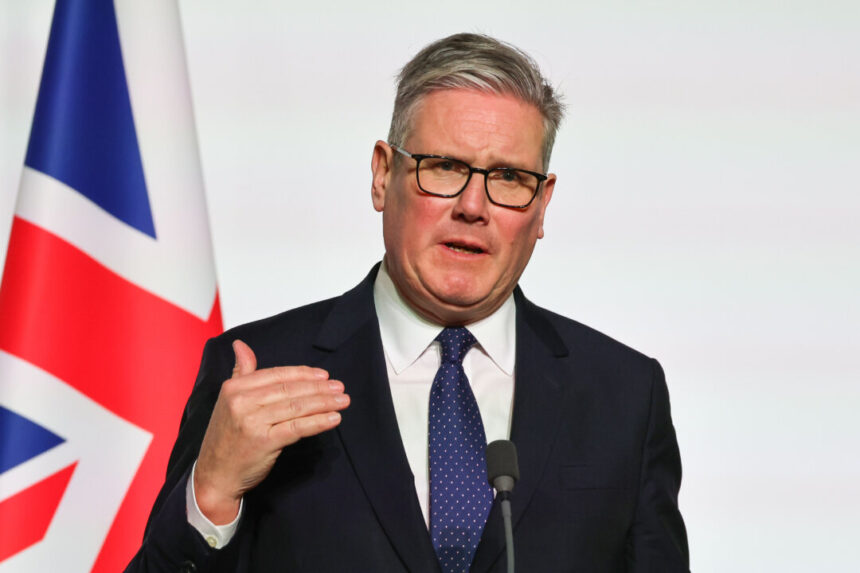 trump-discusses-middle-east-conflict-with-uk-prime-minister