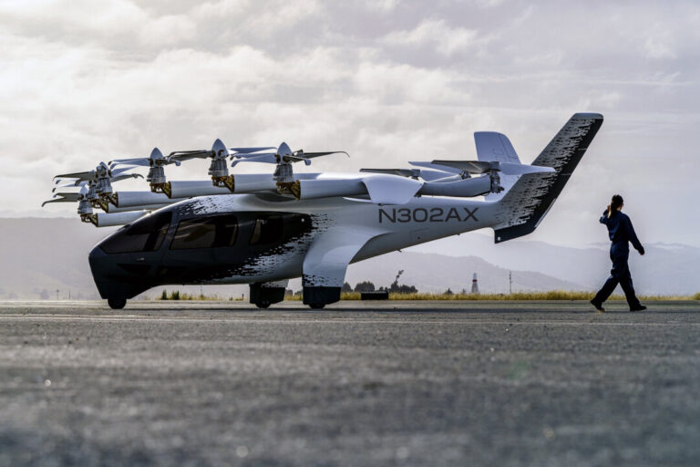 archer-accuses-flying-taxi-rival-joby-of-depending-on-chinese-suppliers