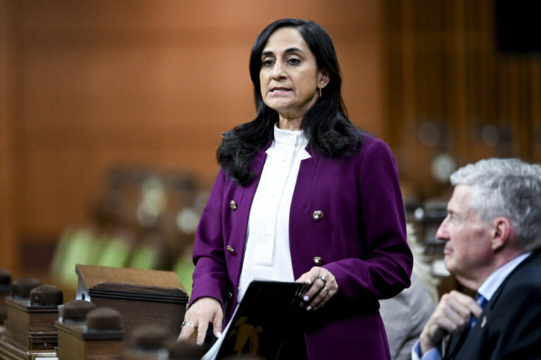 liberals-defend-position-on-iran-war,-opposition-calls-for-clarification-during-debate