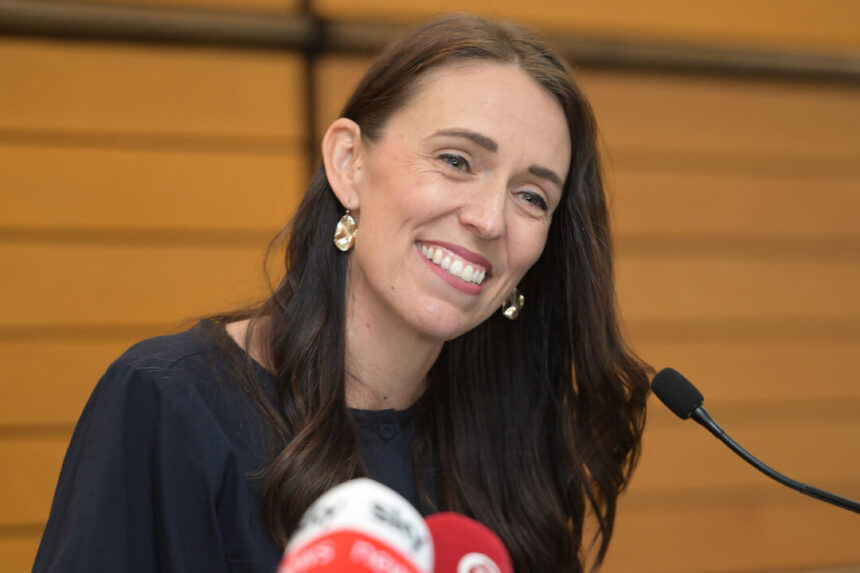 inquiry-praises-ardern’s-covid-response,-but-says-new-zealanders-still-‘bruised’-and-‘divided’