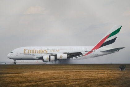 minister-says-more-than-7,000-canadians-have-fled-middle-east