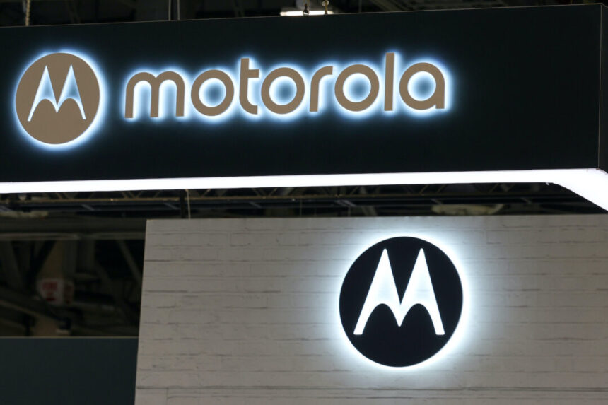 chinese-company-targeted-motorola-trade-secrets,-fined-$50-million