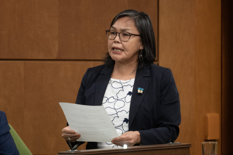 ndp-mp-lori-idlout-crosses-floor-to-join-liberals