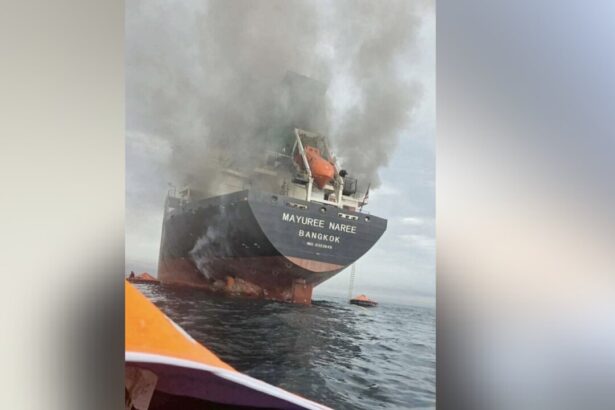 three-ships-hit-by-projectiles-in-strait-of-hormuz-as-iran-attacks-escalate