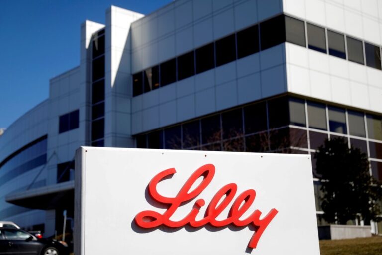 eli-lilly-warns-of-safety-risk-from-compounded-zepbound-drugs-mixed-with-vitamin-b12