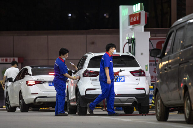 trump-says-reports-of-long-gas-lines-in-china-since-iran-war-are-correct