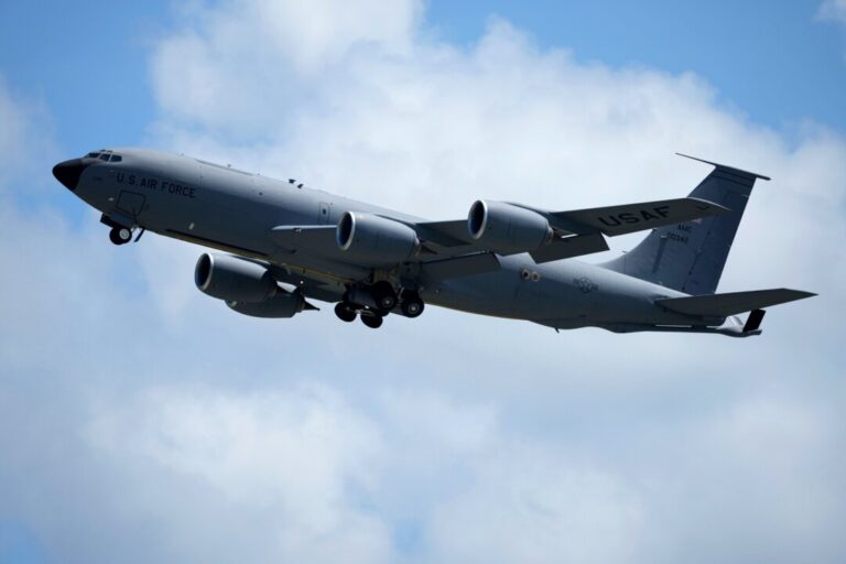 pentagon-identifies-6-airmen-killed-in-refueling-plane-crash-in-iraq