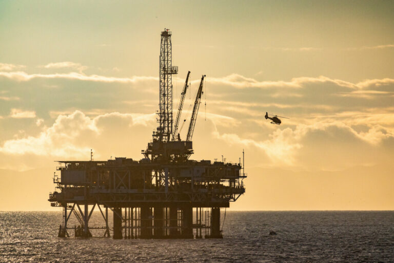 energy-secretary-directs-oil-company-to-resume-operations-in-california,-citing-national-security