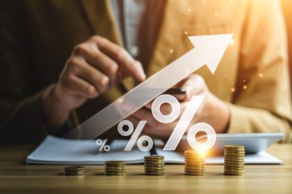 pros-and-cons-of-dividend-etfs-for-retirees