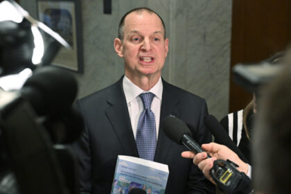 quebec-budget-projects-$8.6b-deficit,-focuses-on-core-services