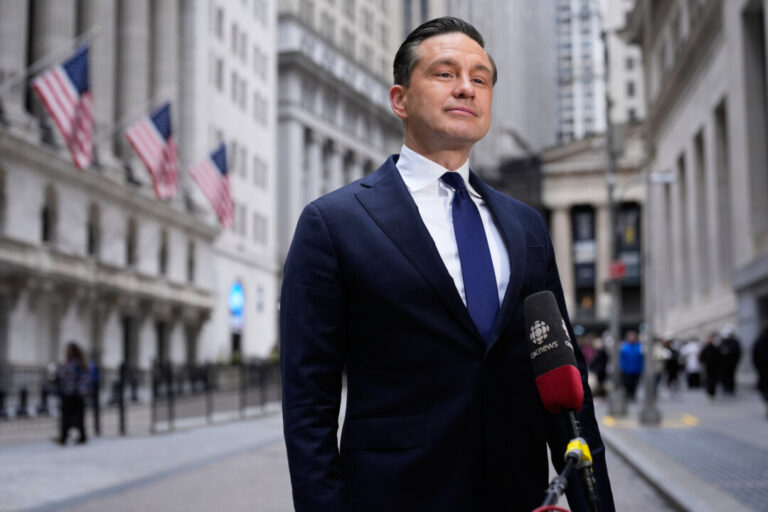 poilievre-calls-for-tariff-free-trade-with-us-on-‘joe-rogan-experience’-podcast