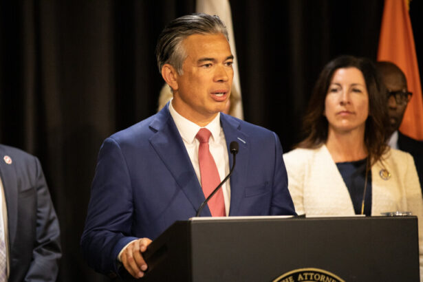 eight-states-sue-to-block-$6.2-billion-nexstar–tegna-deal