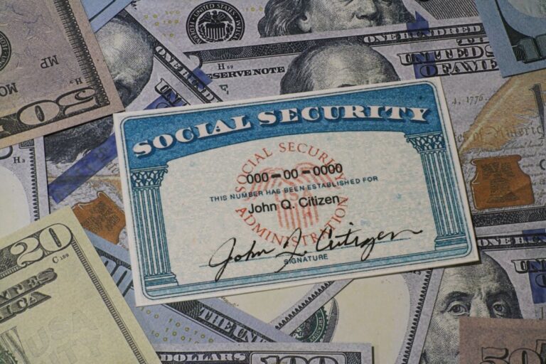 working-while-you’re-collecting-social-security