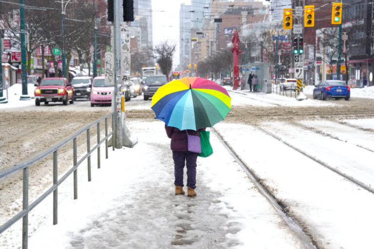 authorities-warn-torontonians-to-stay-away-from-rivers-and-lakes-after-heavy-rainfall