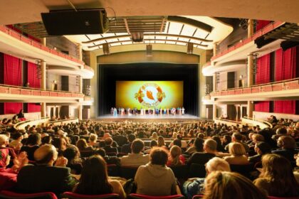 shen-yun-continues-canadian-leg-of-world-tour-to-wide-acclaim-as-it-marks-20th-anniversary