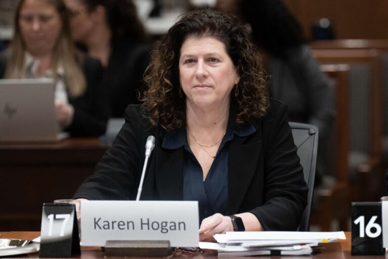 what’s-the-controversy-around-canada’s-international-student-program?