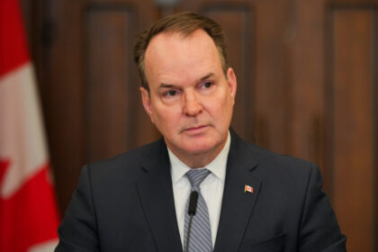 liberals-table-election-bill-to-prevent-long-ballots,-tighten-political-financing-rules