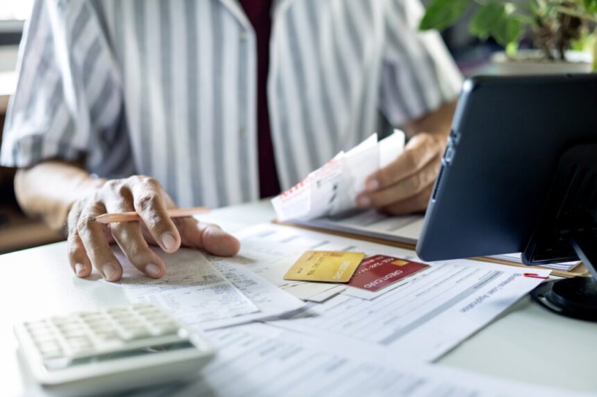 the-hidden-business-debt:-business-expenses-on-consumer-credit-cards-risk