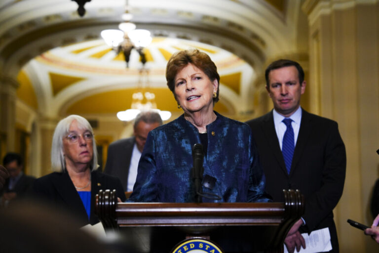 senators-plan-taiwan-trip-ahead-of-trump’s-summit-with-xi-jinping