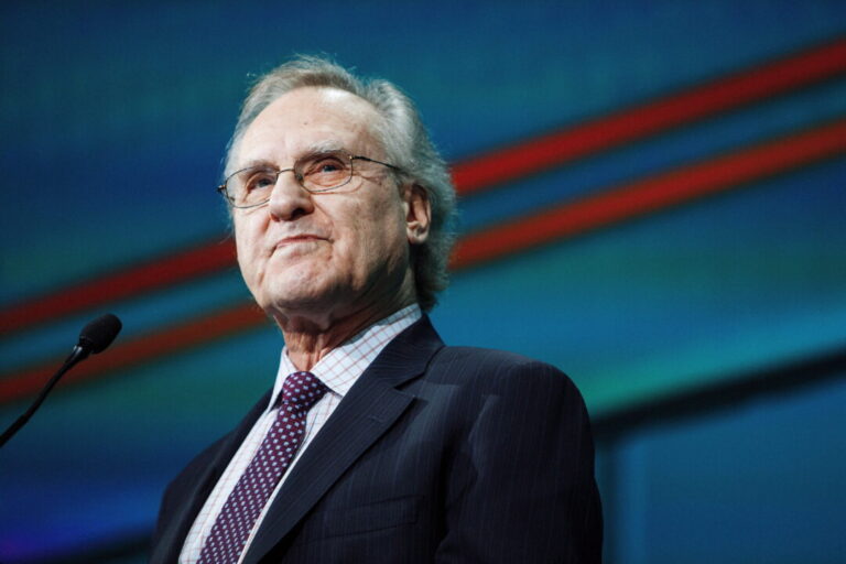 stephen-lewis,-former-politician-and-social-activist,-dies-at-88