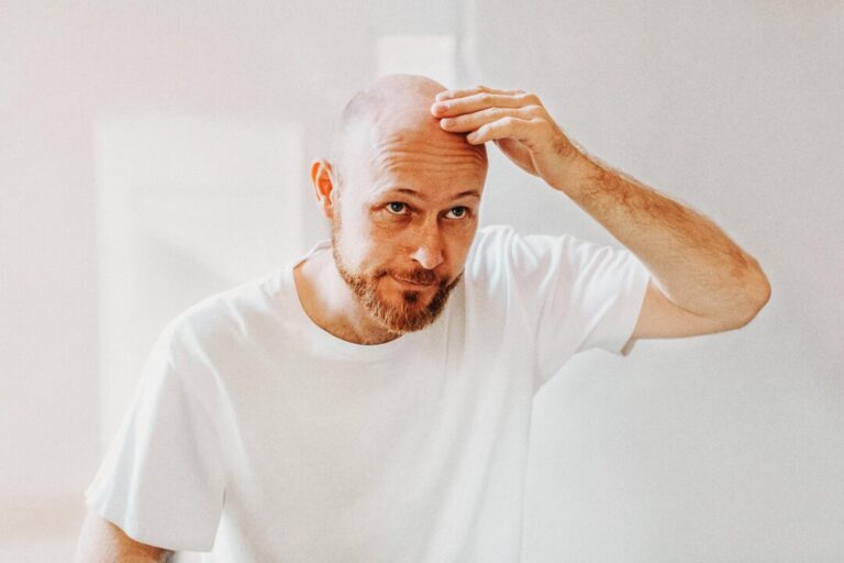 how-botanical-extracts-can-help-combat-hair-loss