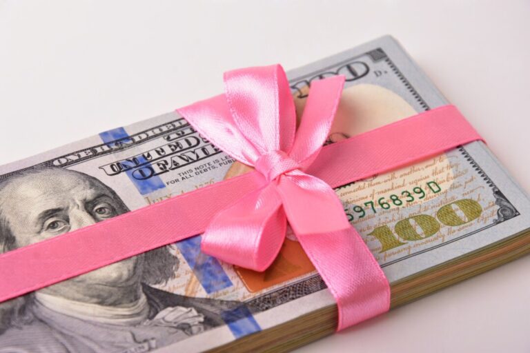 how-to-use-qualified-charitable-distributions-like-a-tax-pro