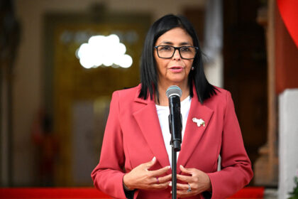 us-removes-sanctions-on-venezuelan-acting-president-delcy-rodriguez