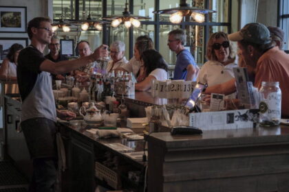 alberta-tables-bill-to-establish-official-‘alberta-whisky’-label