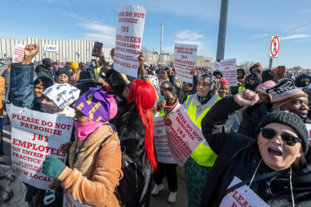 workers-to-return-as-union-ends-strike-at-major-us-beef-plant