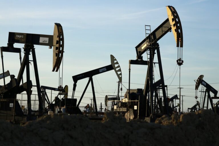 oil-prices-breach-$111-as-trump’s-deadline-for-iran-to-reopen-strait-of-hormuz-nears