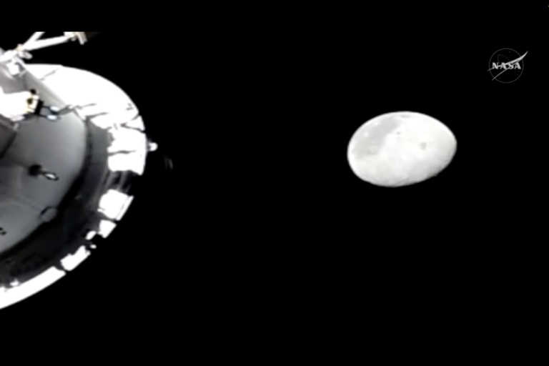 artemis-ii-breaks-record-for-farthest-flight-from-earth